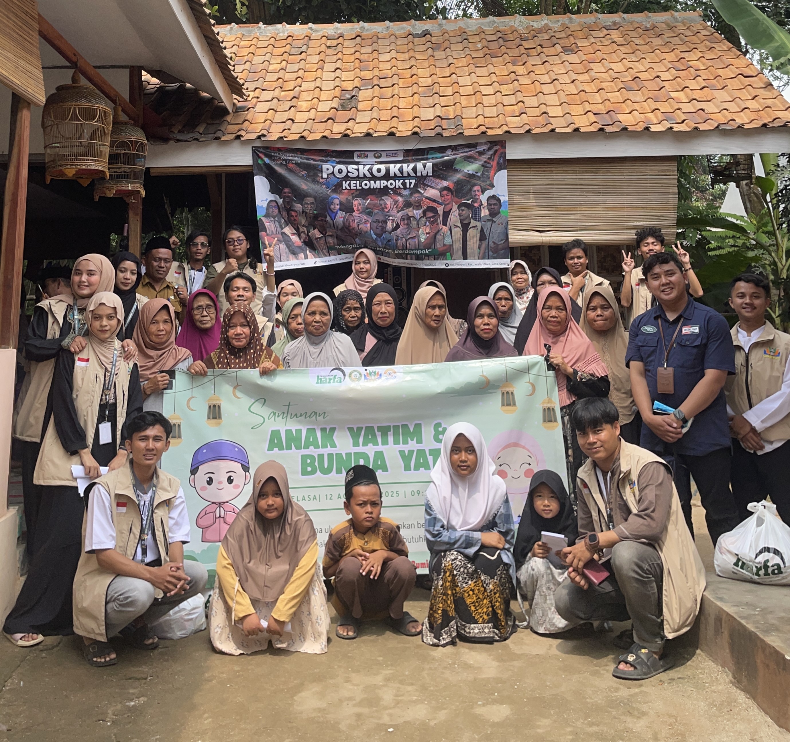 Mahasiswa KKM UNBAJA Kelompok 17 Nyapah Hadirkan Kebahagiaan untuk 35 Anak dan Bunda Yatim